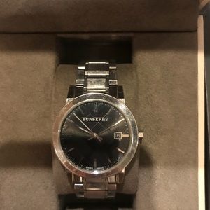 Beautiful Burberry silver watch